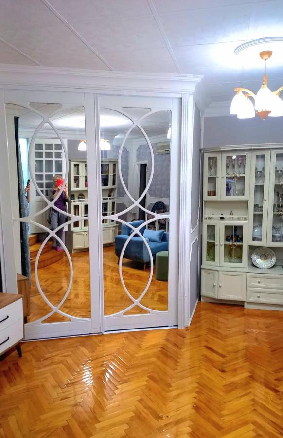 Central Apartment "Ameliya" Baku Exterior foto