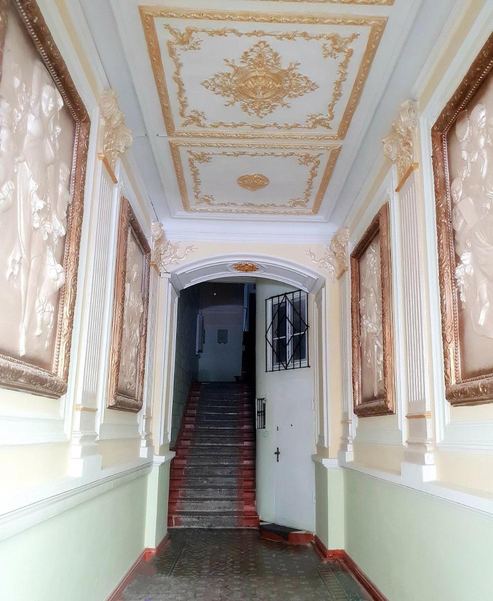 Central Apartment "Ameliya" Baku Exterior foto